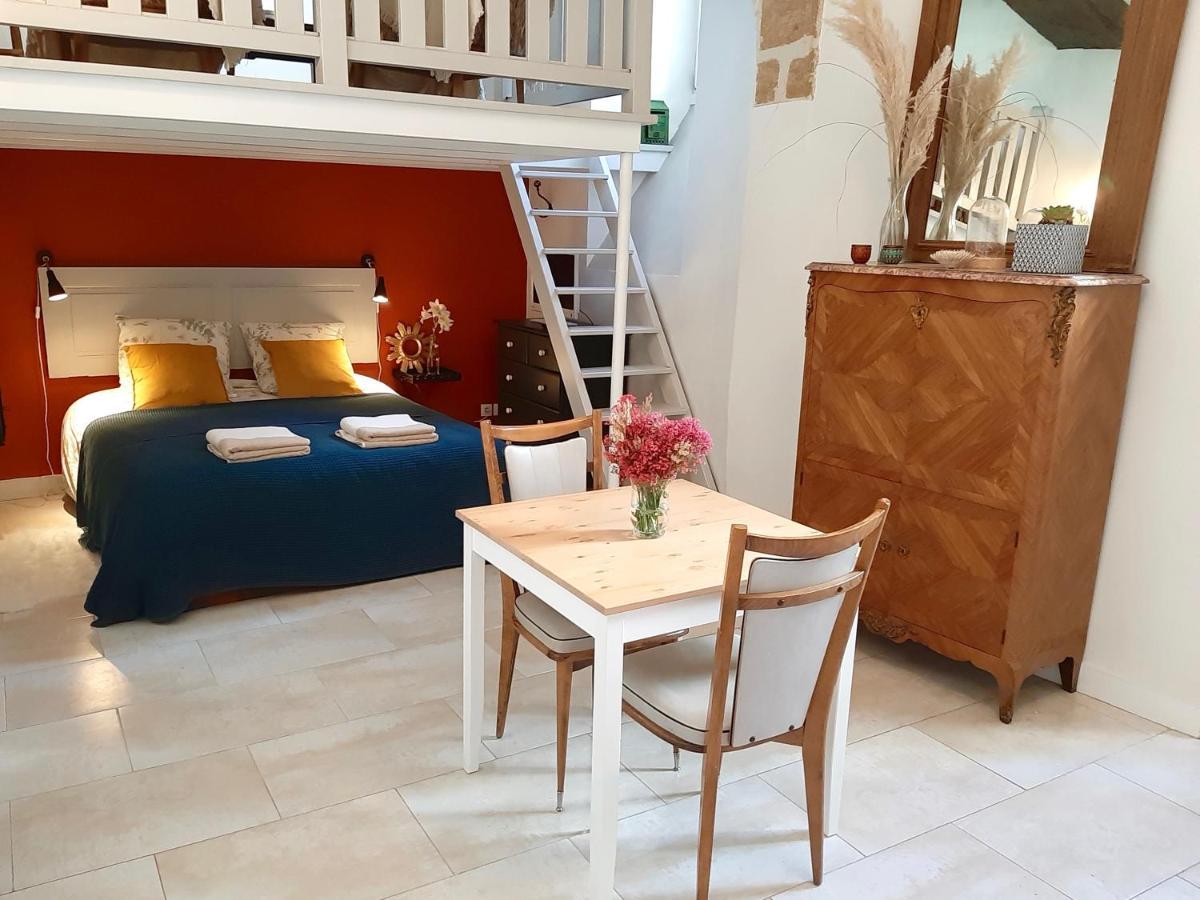 En Plein Coeur : Charmant Gite Centre Amboise Luaran gambar
